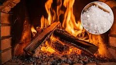 200 Gramm in den Kamin – und der Schornstein ist wie neu: Ruß löst sich von selbst, ohne Reinigung oder professionelle Hilfe.